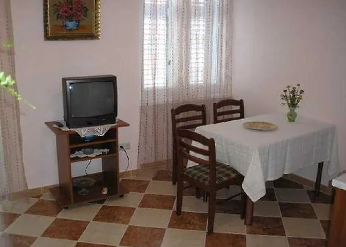 Peric Apartment Split