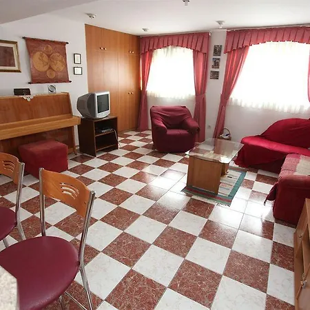 Peric Apartmán *