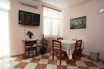 Peric Apartament *