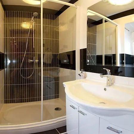 Peric * 스플리트